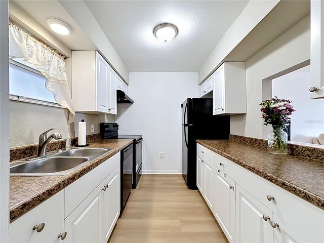 5507 FOUNTAIN LAKE CIRCLE B206, Bradenton, FL 34207