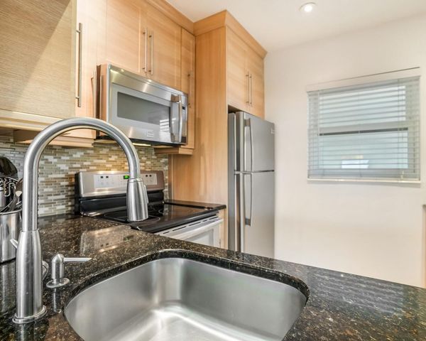 3406 NW 49th Avenue 608, Lauderdale Lakes, FL 33319