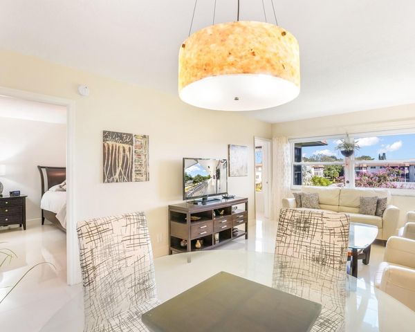 3406 NW 49th Avenue 608, Lauderdale Lakes, FL 33319