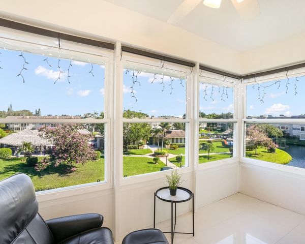 3406 NW 49th Avenue 608, Lauderdale Lakes, FL 33319