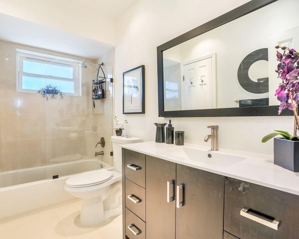 3406 NW 49th Avenue 608, Lauderdale Lakes, FL 33319