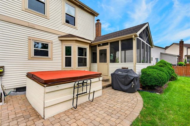 7177 Snowberry Lane, Canal Winchester, OH 43110