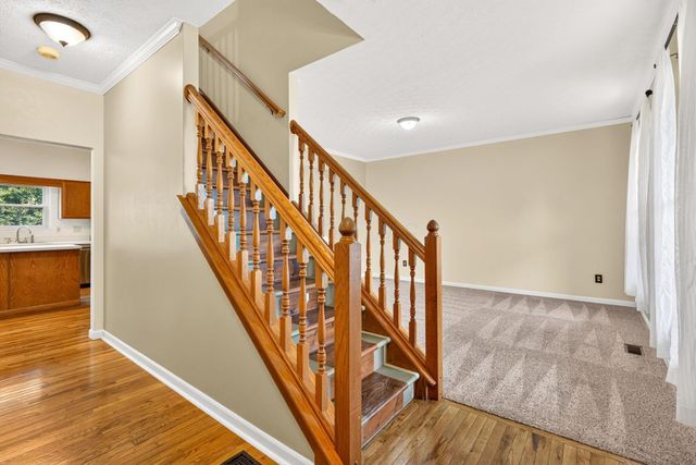 7177 Snowberry Lane, Canal Winchester, OH 43110