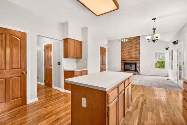 7177 Snowberry Lane, Canal Winchester, OH 43110