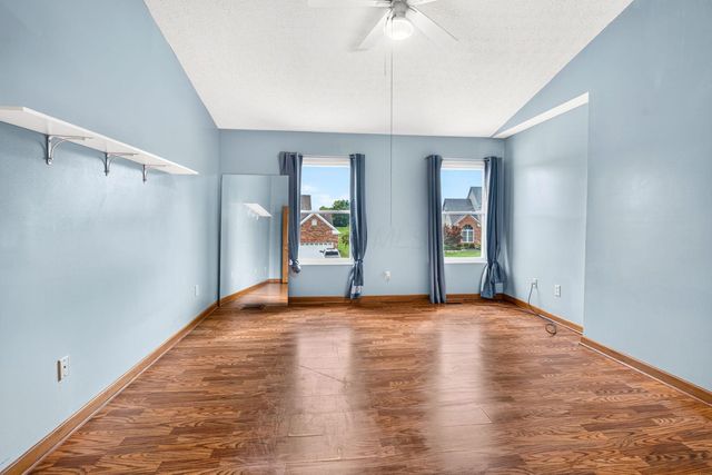 7177 Snowberry Lane, Canal Winchester, OH 43110