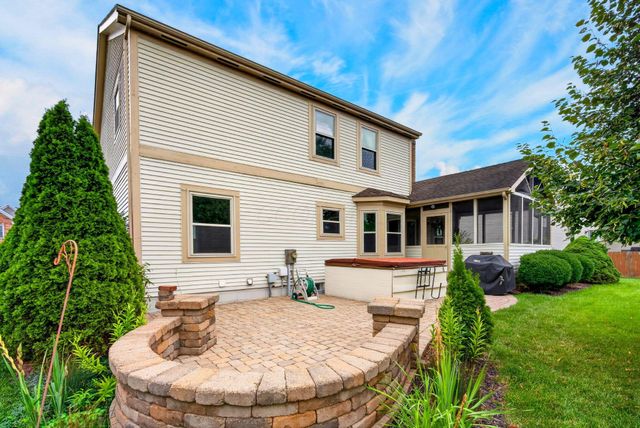 7177 Snowberry Lane, Canal Winchester, OH 43110