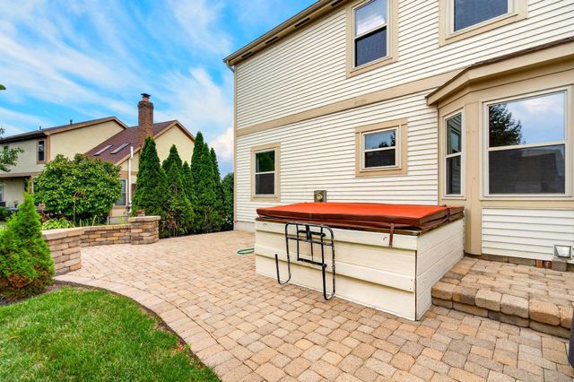 7177 Snowberry Lane, Canal Winchester, OH 43110