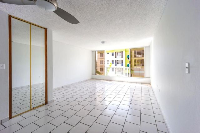 Alturas de Piedras Blanca UNITS D-202, Guaynabo, PR 00969