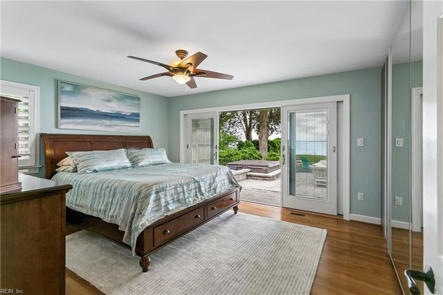 33 Haughton LN, Newport News, VA 23606