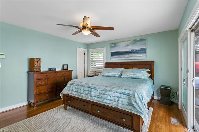 33 Haughton LN, Newport News, VA 23606
