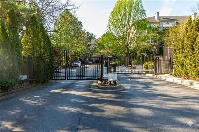 2700 Pine Tree Road NE 1112, Atlanta, GA 30324