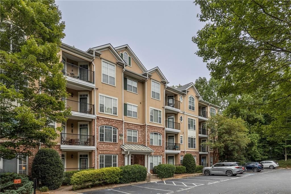 Image 1 of property listing at 4105 Stratford, Decatur, GA 30033