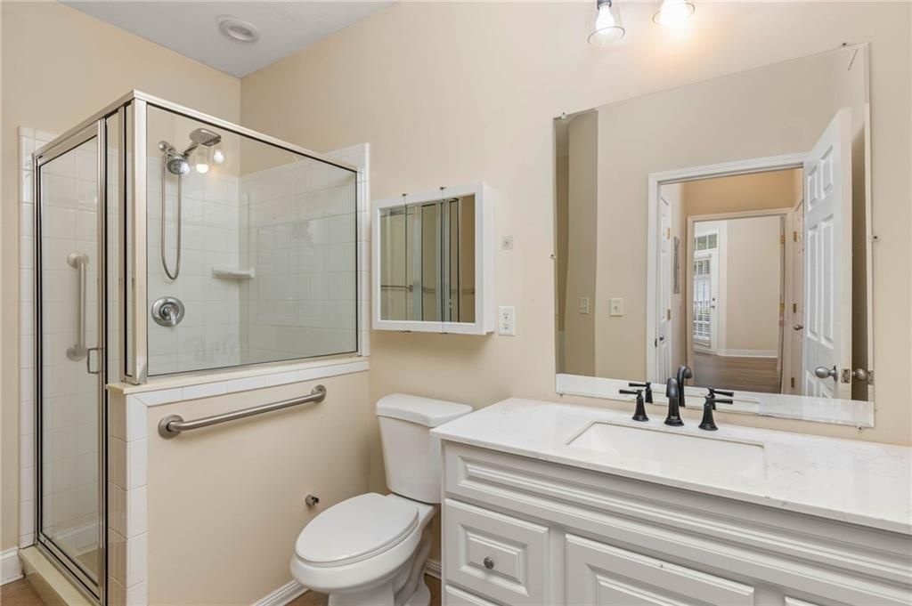 Image 12 of property listing at 4105 Stratford, Decatur, GA 30033