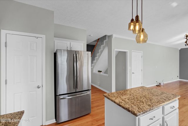 13702 Saddlecreek Dr, Louisville, KY 40245