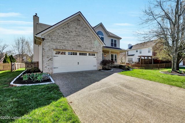 13702 Saddlecreek Dr, Louisville, KY 40245