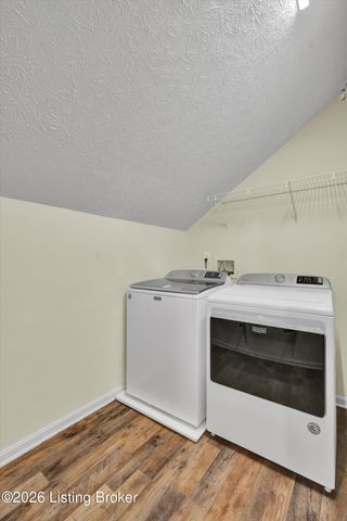 13702 Saddlecreek Dr, Louisville, KY 40245