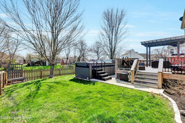 13702 Saddlecreek Dr, Louisville, KY 40245