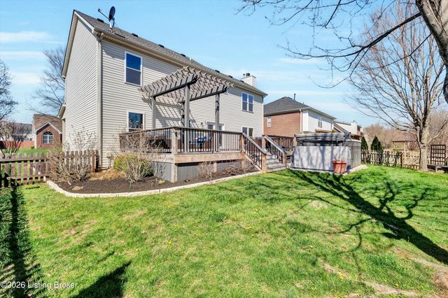 13702 Saddlecreek Dr, Louisville, KY 40245