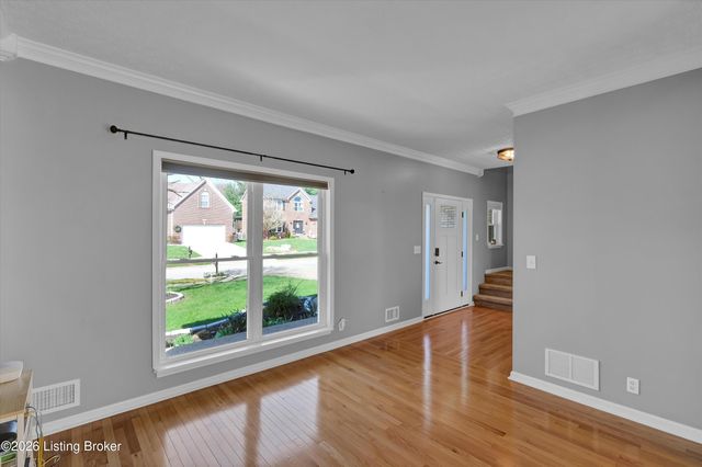 13702 Saddlecreek Dr, Louisville, KY 40245