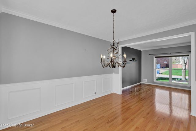 13702 Saddlecreek Dr, Louisville, KY 40245