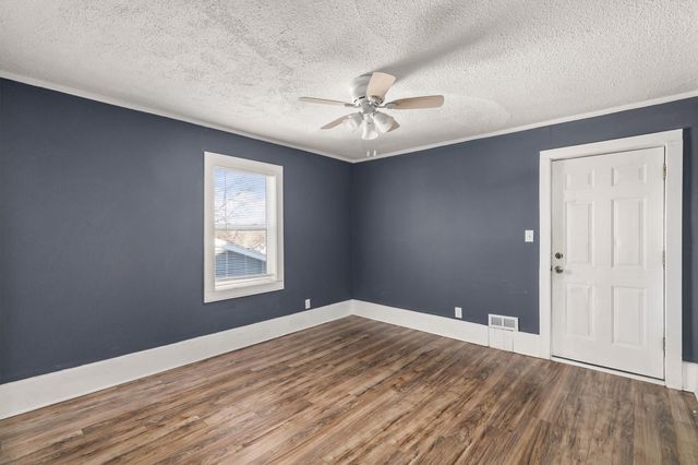 3916 9th Street, Des Moines, IA 50313