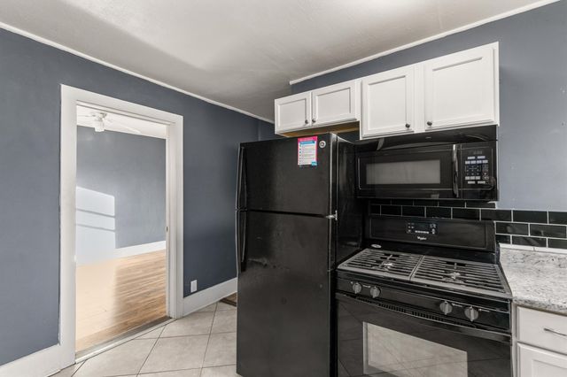 3916 9th Street, Des Moines, IA 50313