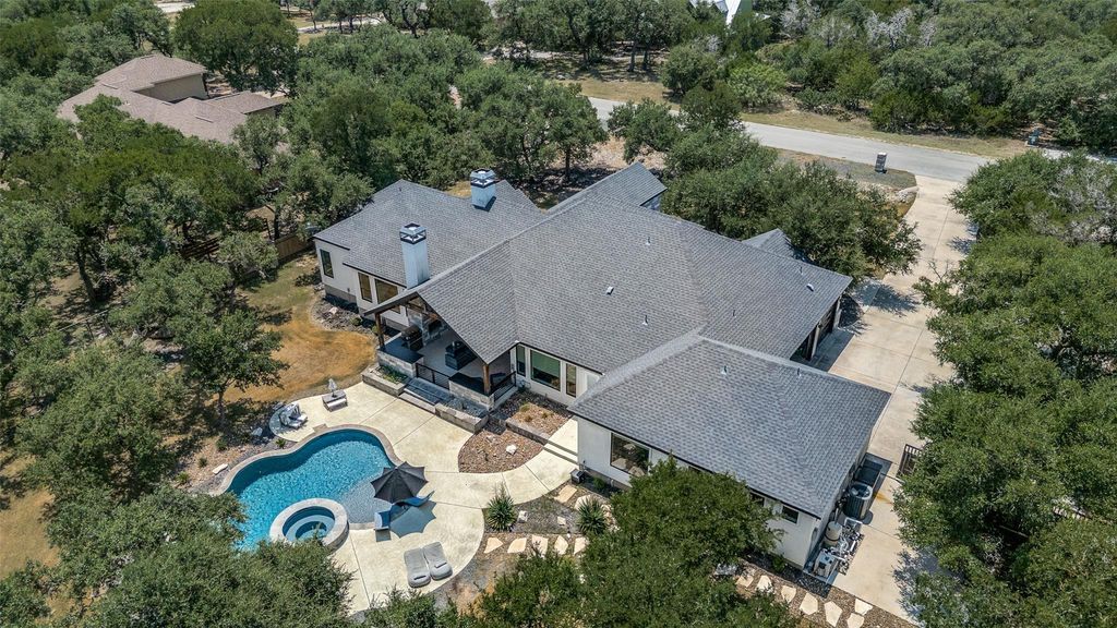 550 Saxet TRL, Spring Branch, TX 78070