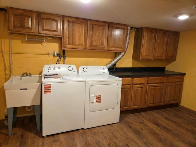 2715 Rudolph Road, Eau Claire, WI 54701