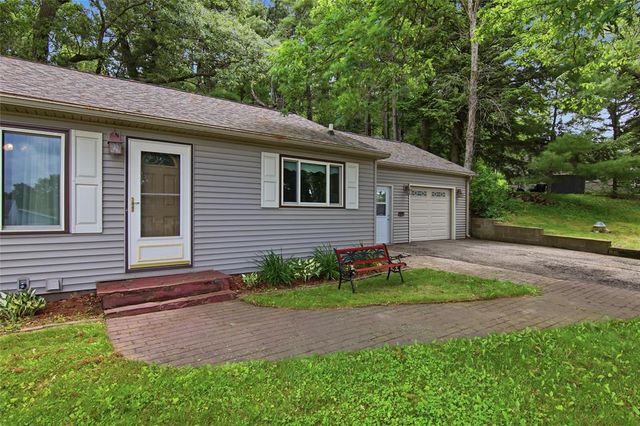 2715 Rudolph Road, Eau Claire, WI 54701