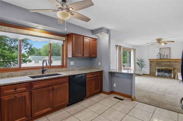 2715 Rudolph Road, Eau Claire, WI 54701