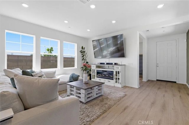 2684 E Towhee, Ontario, CA 91761