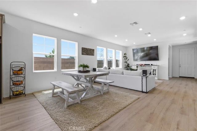 2684 E Towhee, Ontario, CA 91761