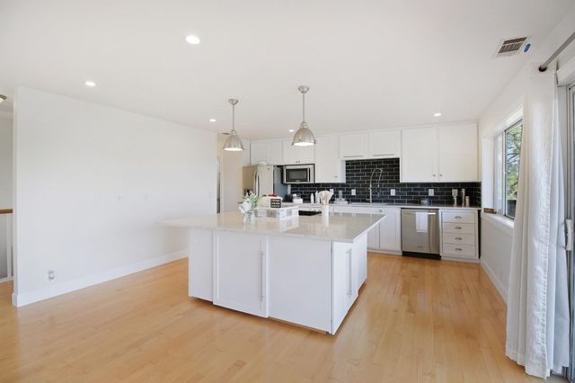 1276 Coon Ct, Cool, CA 95614