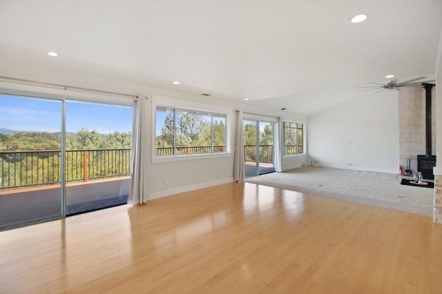 1276 Coon Ct, Cool, CA 95614