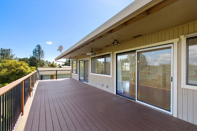 1276 Coon Ct, Cool, CA 95614