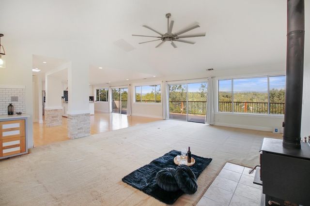 1276 Coon Ct, Cool, CA 95614