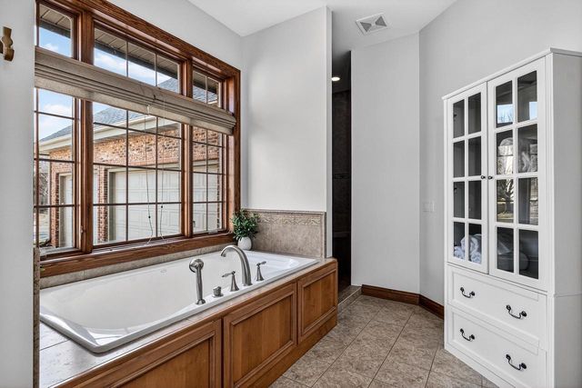 5774 Longwood Lane, Fitchburg, WI 53711
