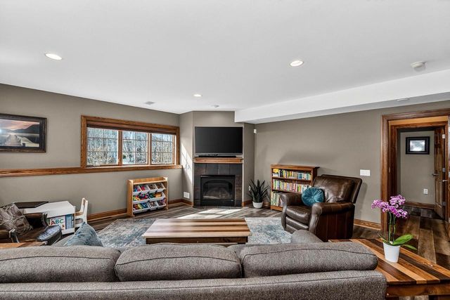5774 Longwood Lane, Fitchburg, WI 53711