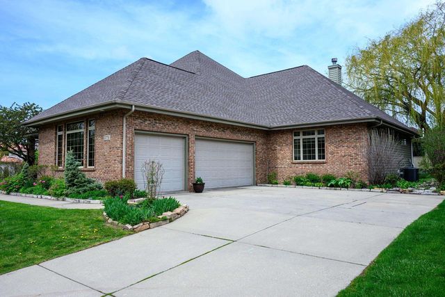 5774 Longwood Lane, Fitchburg, WI 53711