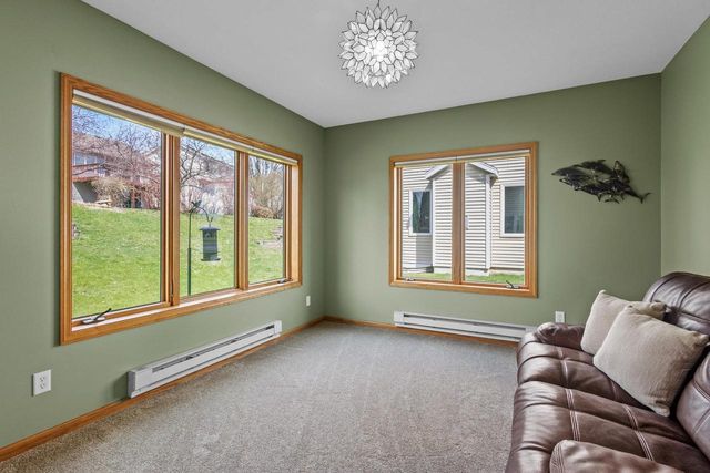5910 Osborn Drive, Mcfarland, WI 53558