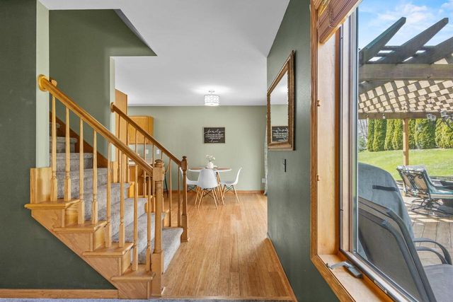 5910 Osborn Drive, Mcfarland, WI 53558