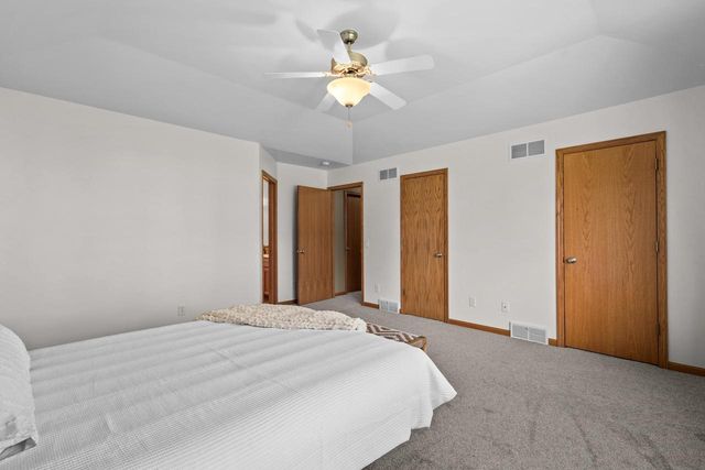 5910 Osborn Drive, Mcfarland, WI 53558