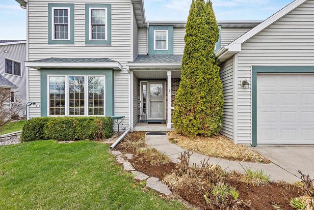 5910 Osborn Drive, Mcfarland, WI 53558