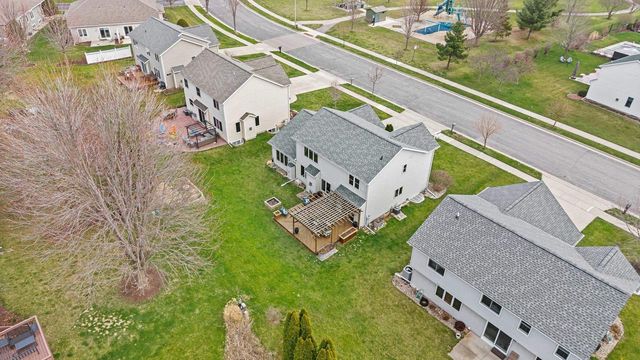 5910 Osborn Drive, Mcfarland, WI 53558