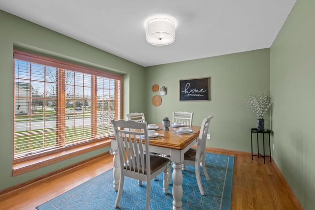 5910 Osborn Drive, Mcfarland, WI 53558