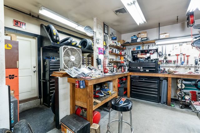 202-204 Pinehurst Ave., Swansea, MA 02777