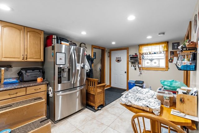 202-204 Pinehurst Ave., Swansea, MA 02777