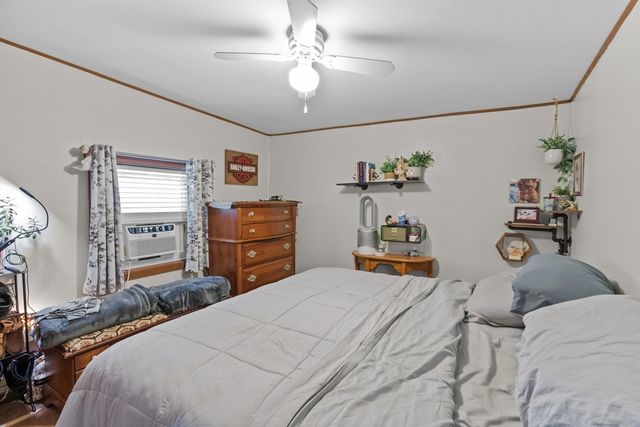 202-204 Pinehurst Ave., Swansea, MA 02777