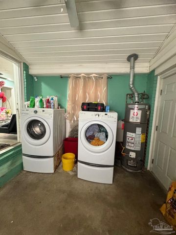 506 Chaseville St, Pensacola, FL 32507