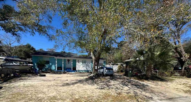 506 Chaseville St, Pensacola, FL 32507